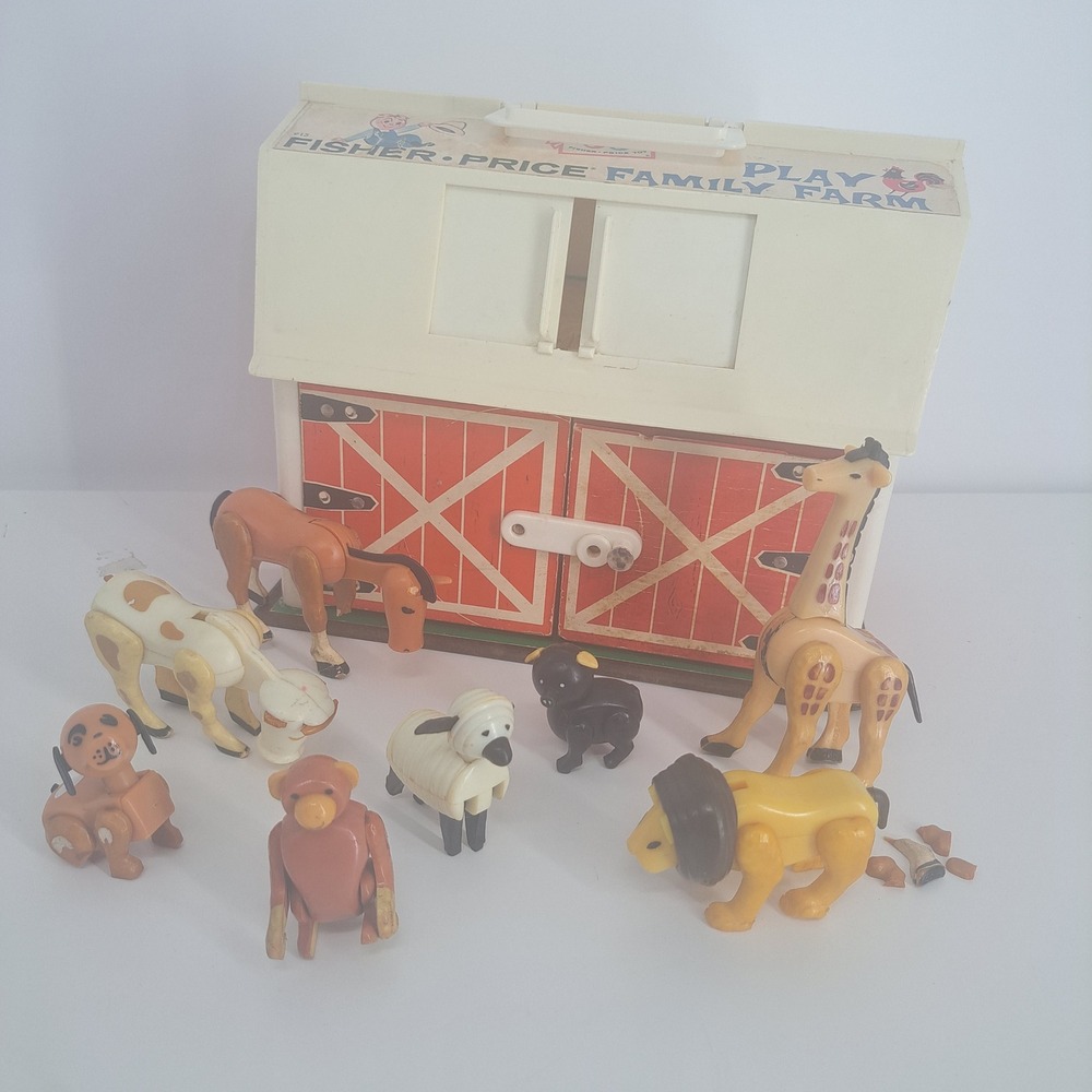VTG Fisher Price Family Play Farm 915 Barn with Animals Set 1960s Toy Kidcore